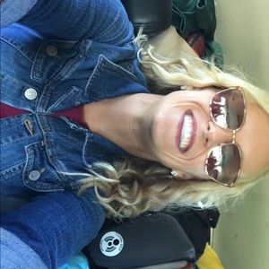 Meet your Posher, Maggie